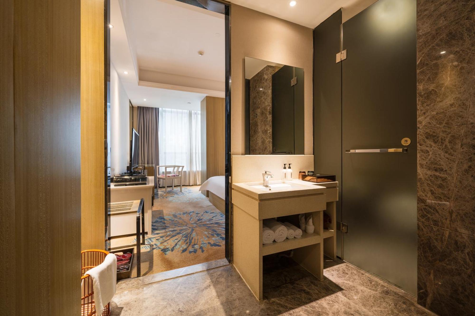 Paco Hotel Tаojin Metro Guangzhou - Free Shuttle Bus For Centen Fair מראה חיצוני תמונה
