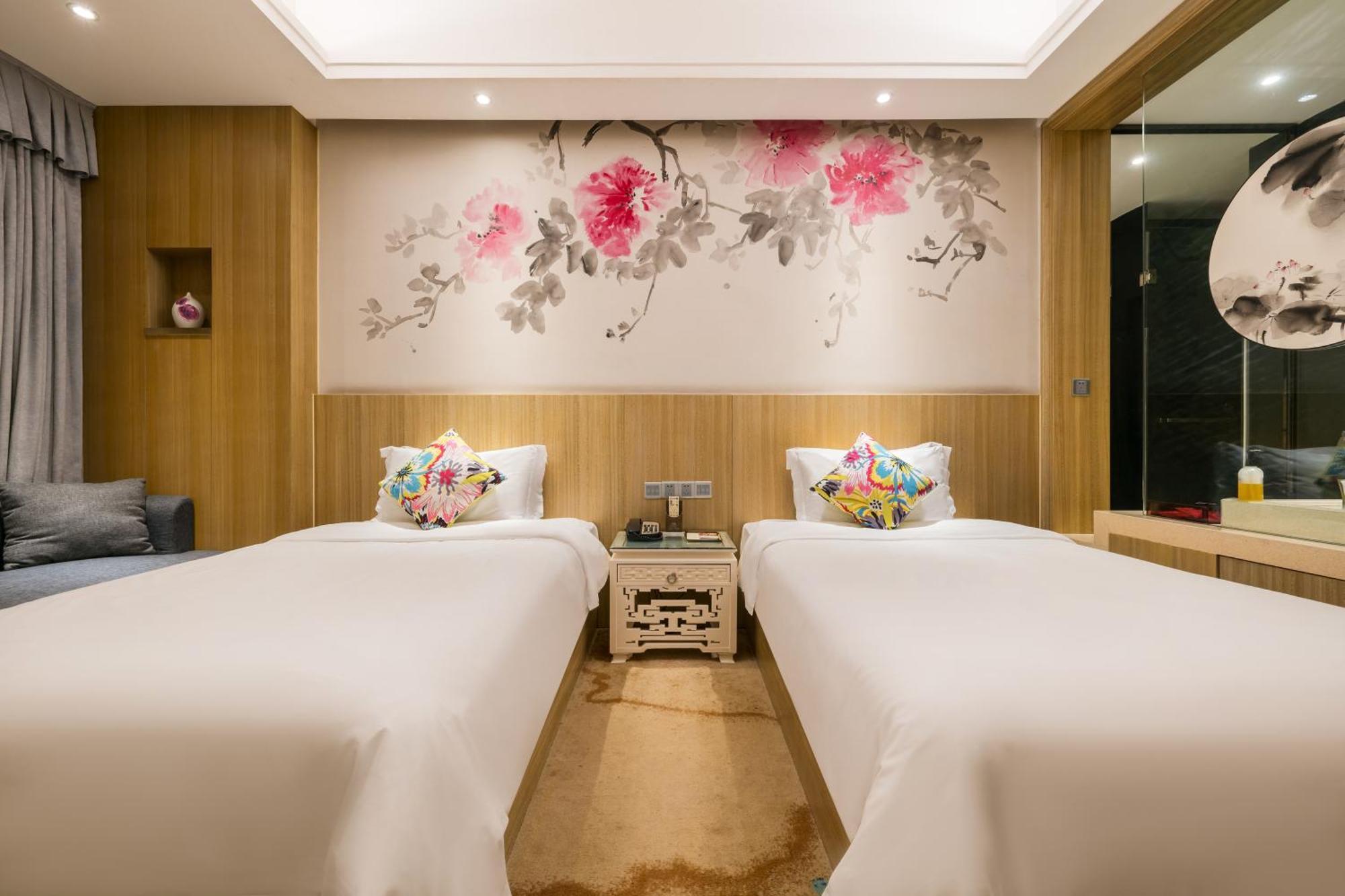 Paco Hotel Tаojin Metro Guangzhou - Free Shuttle Bus For Centen Fair מראה חיצוני תמונה