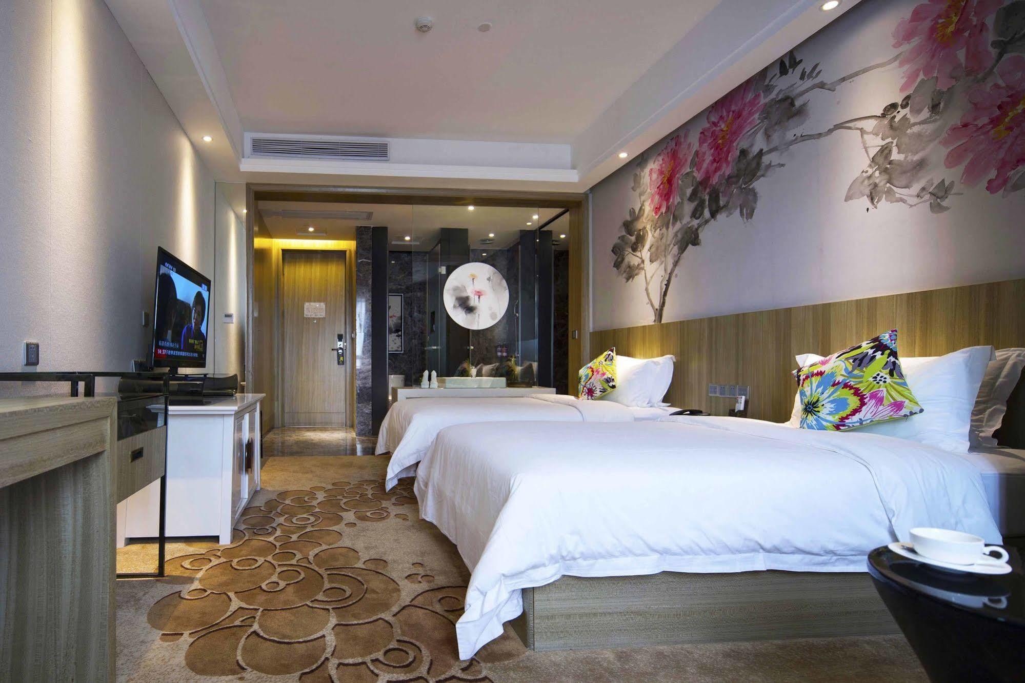 Paco Hotel Tаojin Metro Guangzhou - Free Shuttle Bus For Centen Fair מראה חיצוני תמונה
